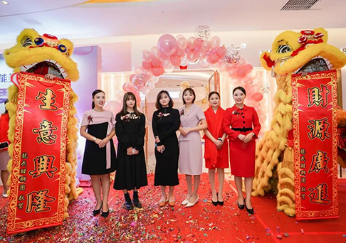 2021一路生花！2022我们未来可期！