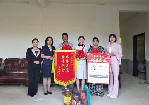 新春送暖，感恩情深——海南红瑞集团2021年新春家访幸福开启
